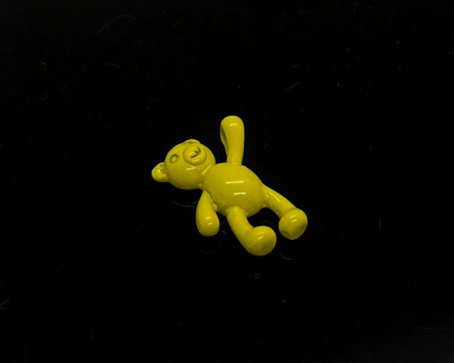 Подвеска Мишка косолапый с желтой эмалью размер 18мм