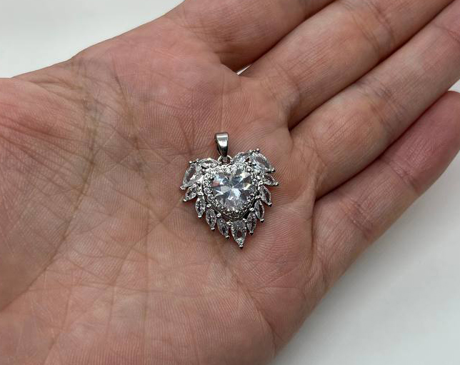 Подвеска Сердце с прозрачным фианитом цвет серебро размер 20мм+5мм бейл